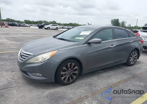 2013 Hyundai Sonata Se z USA, uszkodzony, nr VIN 5NPEC4AC5DH689247